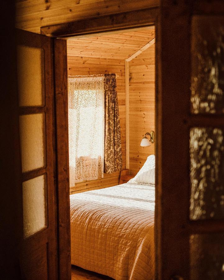 Farma Sotira Hotel Leskovik Bagian luar foto