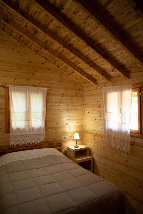 Farma Sotira Hotel Leskovik Bagian luar foto